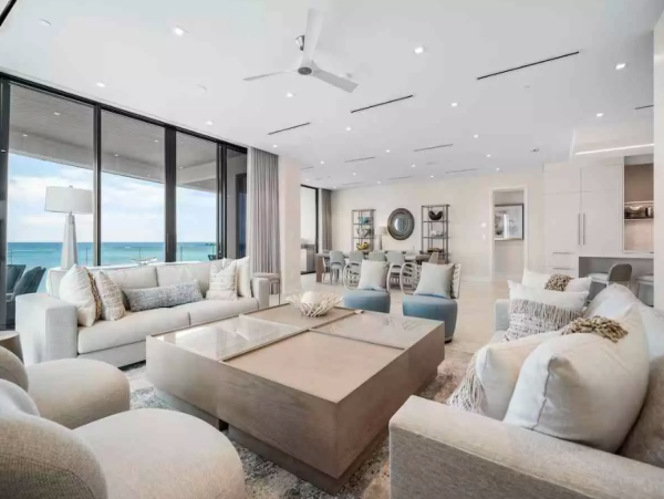 Luxury Beachfront Retreat in Nassau - Exclusive Vacation Rental